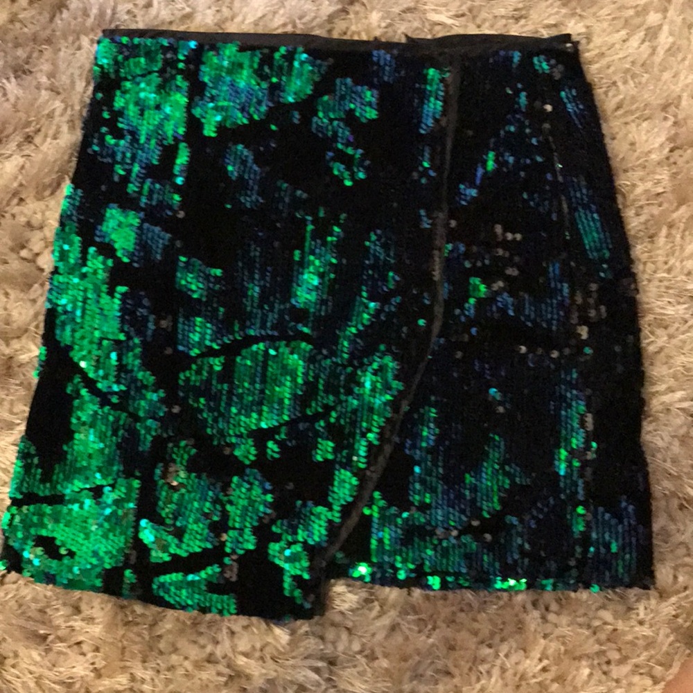 Sequin skirt. Size small. Used once.